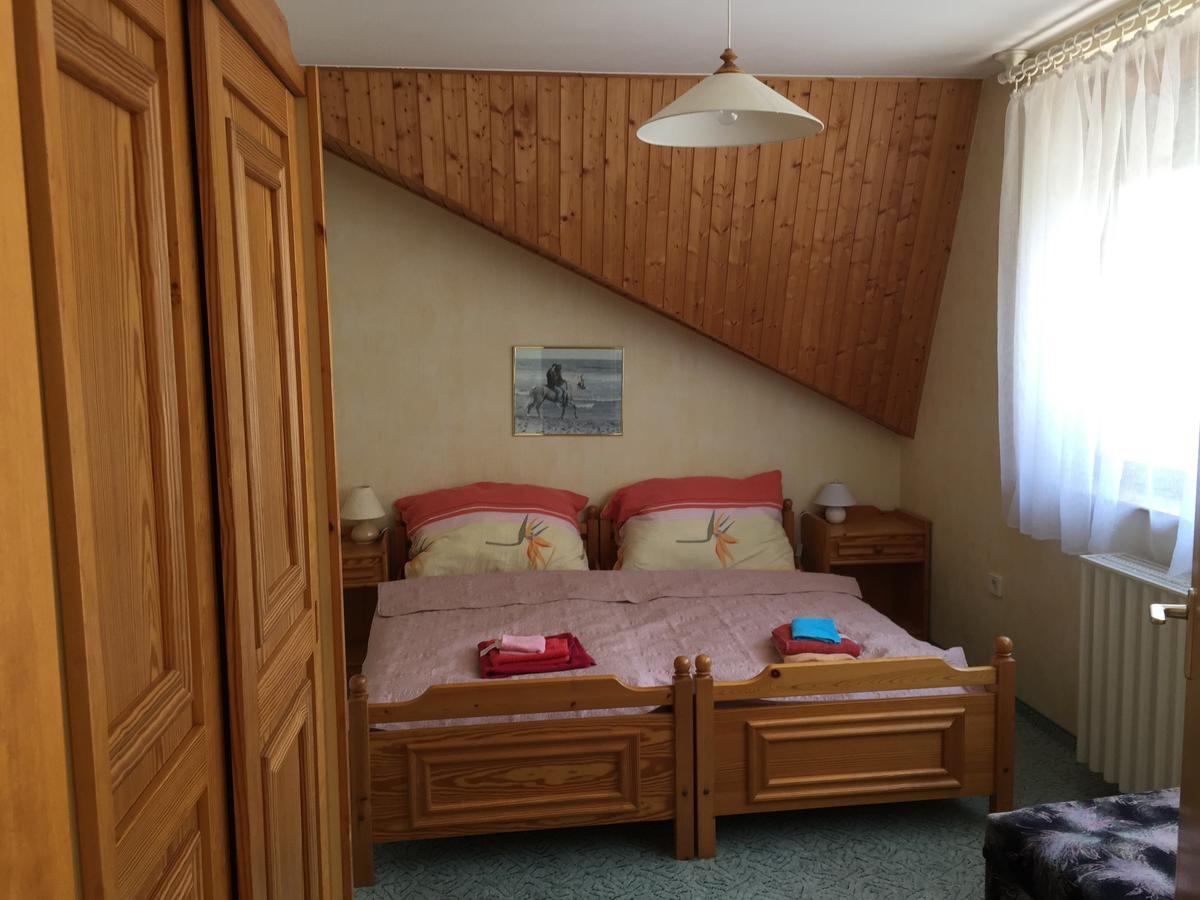 Respect Apartament Héviz Zewnętrze zdjęcie